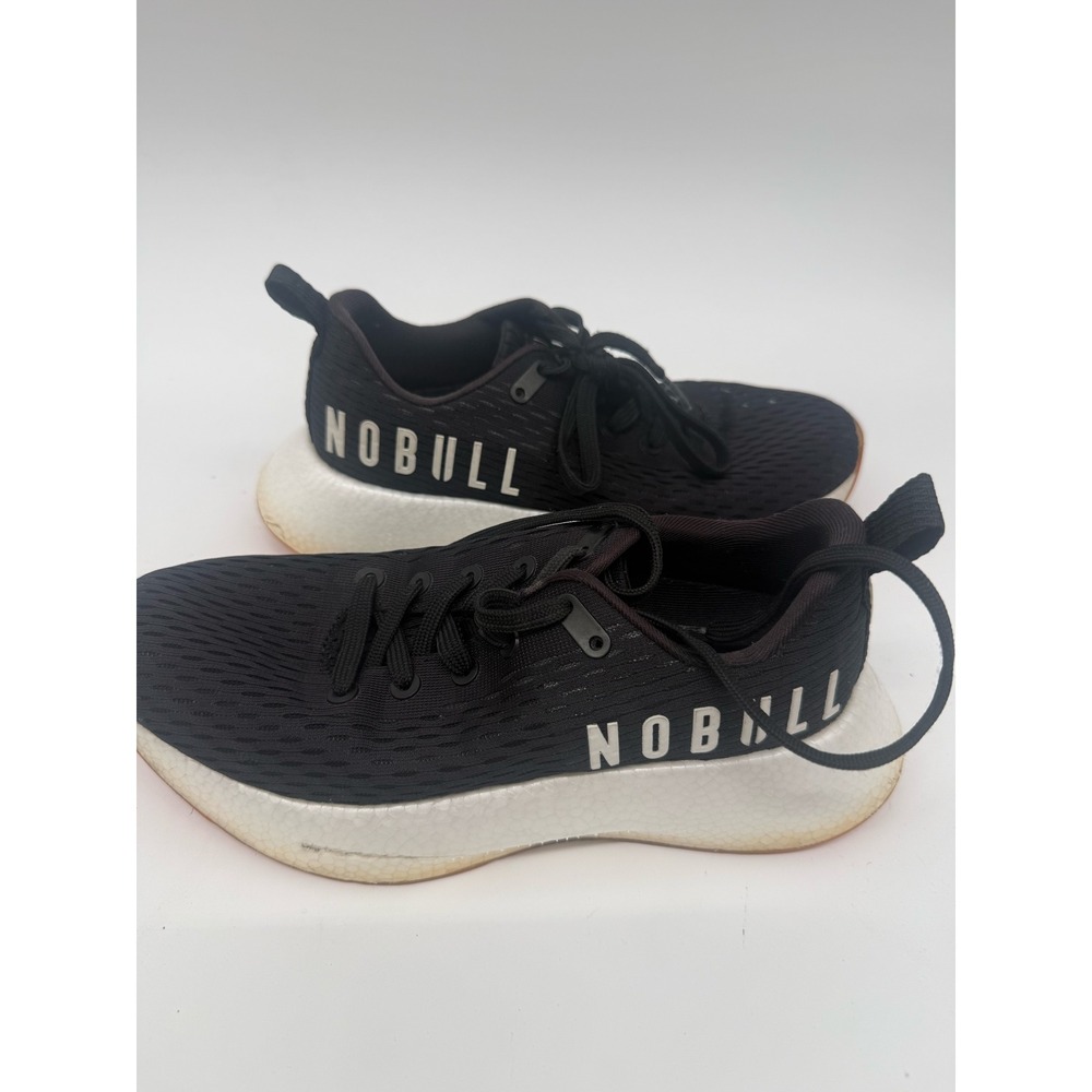 NOBULL Mesh Runner Black White Gum Sole Running Training Shoes Womens 7.5 - Picture 2 of 5